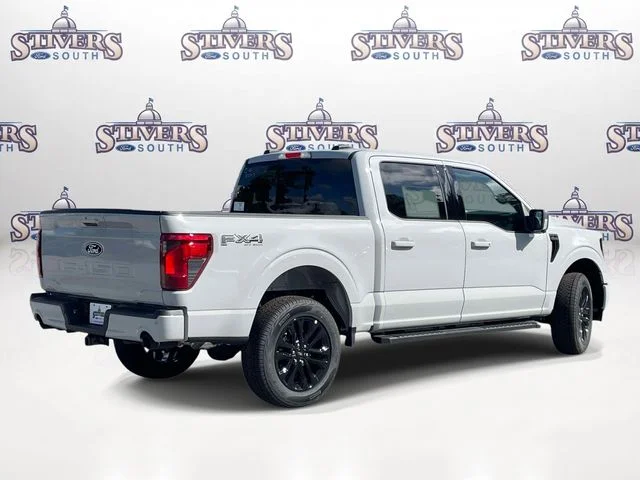 New 2026 White Ford XLT image 3