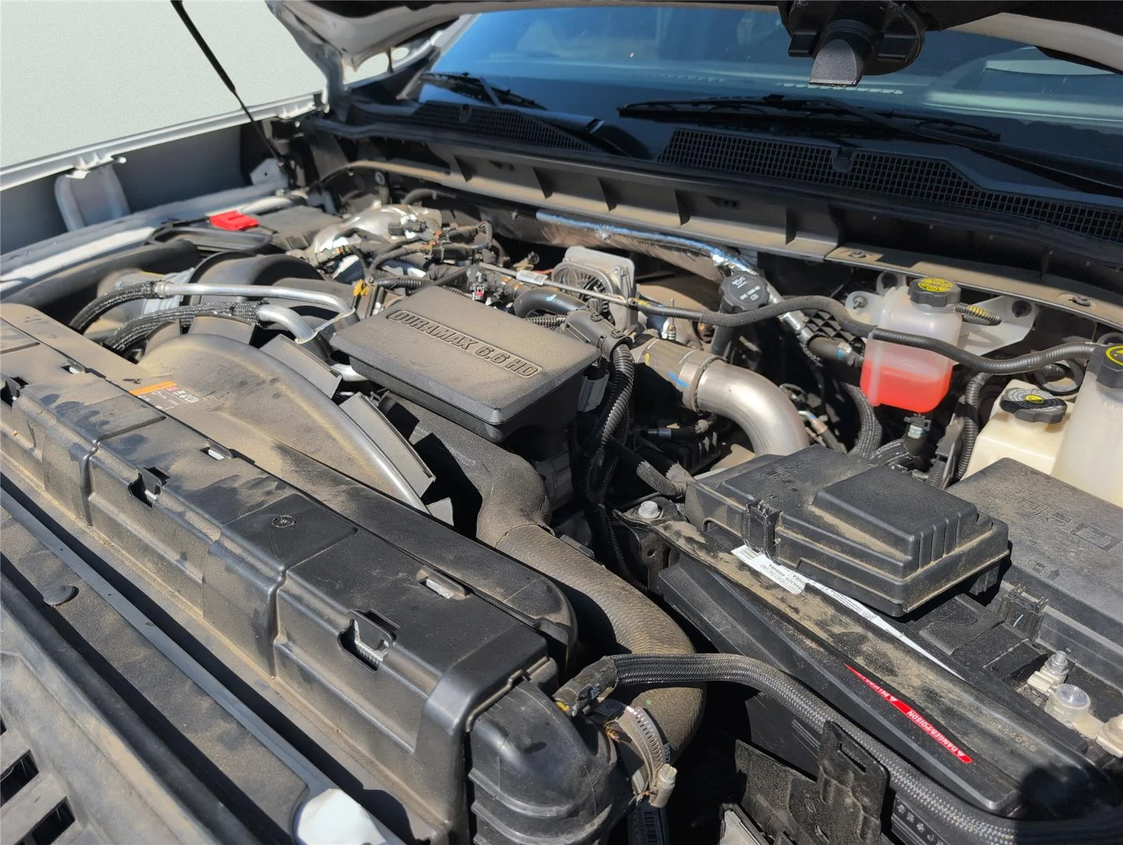 Used 2024 Summit White Chevrolet High Country image 10