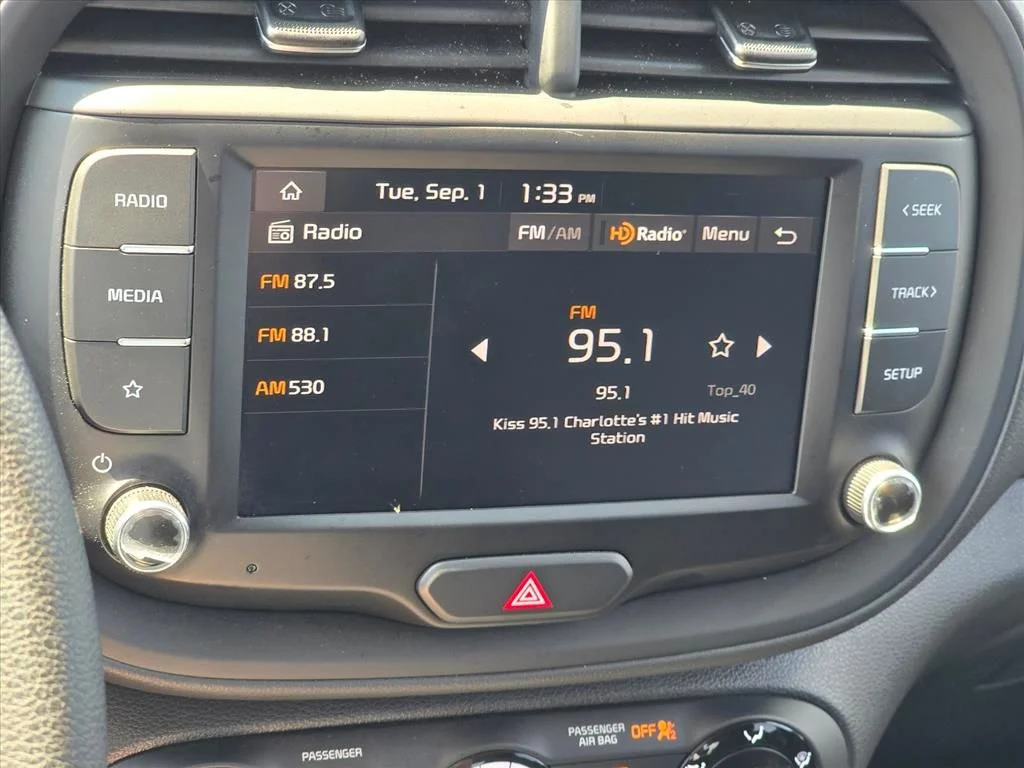 Used 2024 White Kia LX image 4