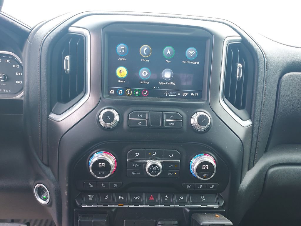 Used 2021 White GMC AT4 image 18