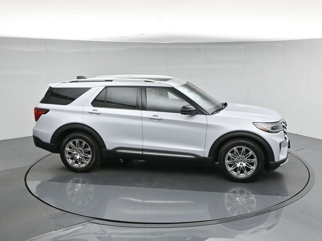 New 2026 Star White Metallic Tri-Coat Ford Platinum image 56