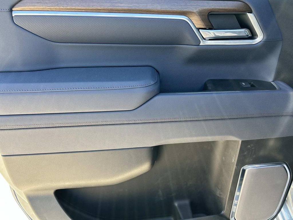 Used 2025 Sterling Gray Metallic Chevrolet High Country image 14