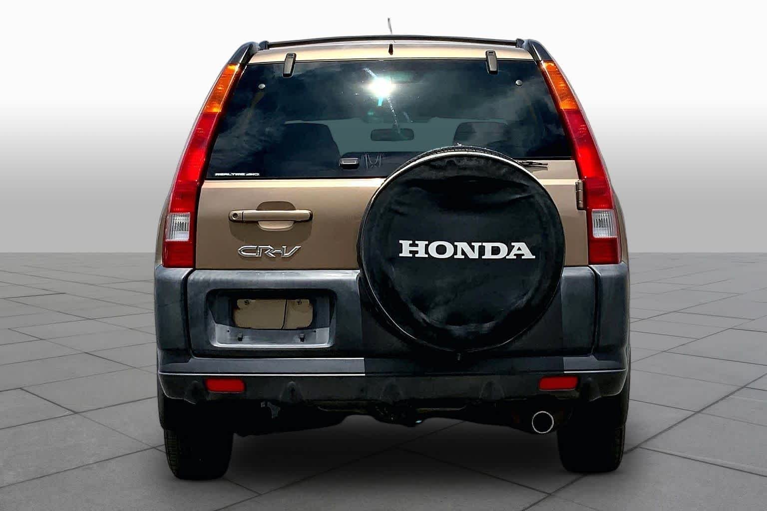 Used 2004 Satin Silver Metallic Honda EX image 4