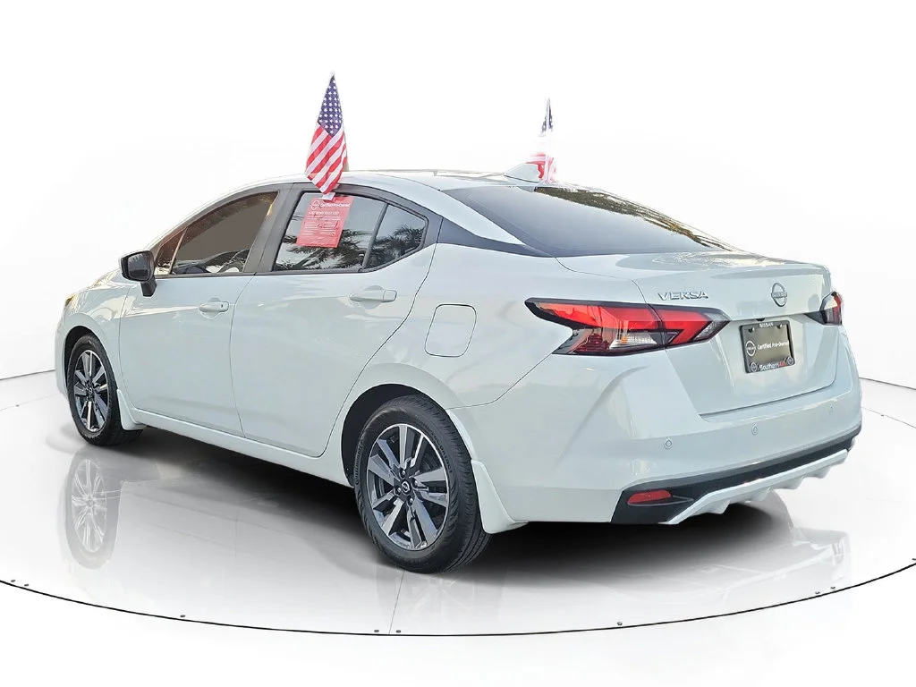 Certified Used 2025 White Nissan 1.6 SV image 5