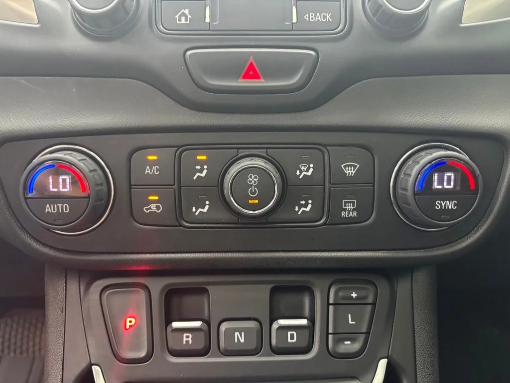 Used 2020 Black GMC Denali image 6