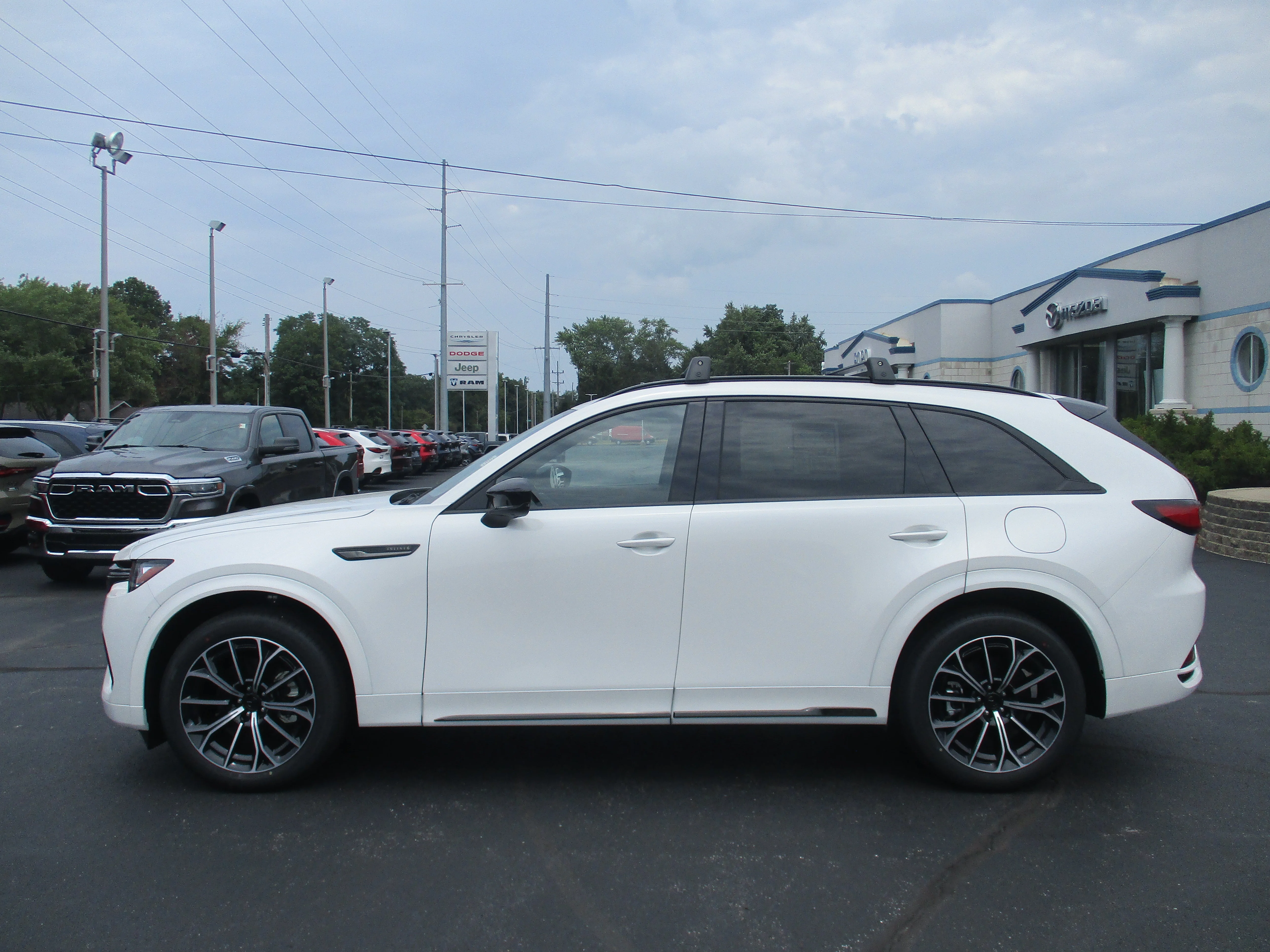 2026 Mazda CX-70 Premium Package - Photo 35
