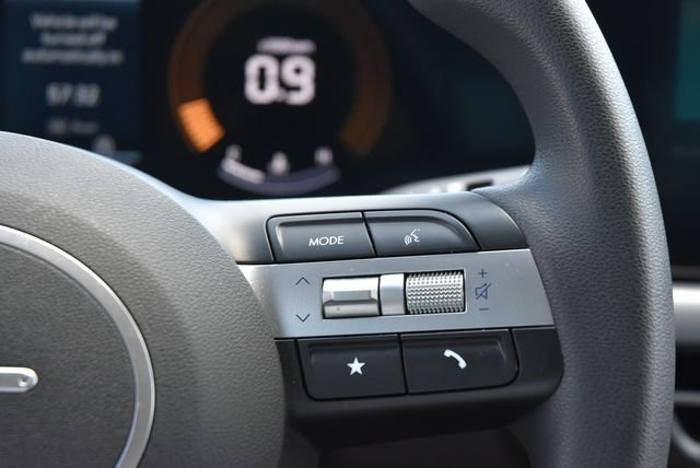 2025 Hyundai Sonata SE - Photo 30