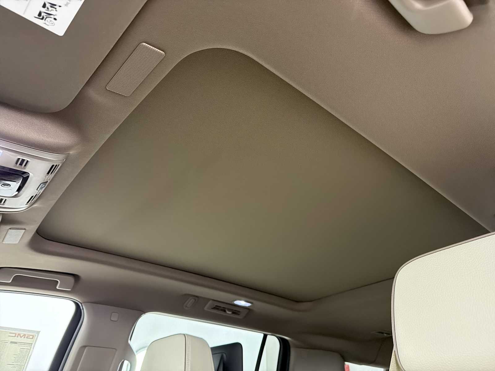 2026 GMC Yukon XL Denali - Photo 36