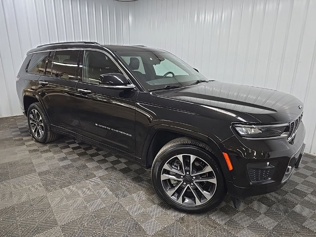 Used 2021 Black Jeep Overland image 7