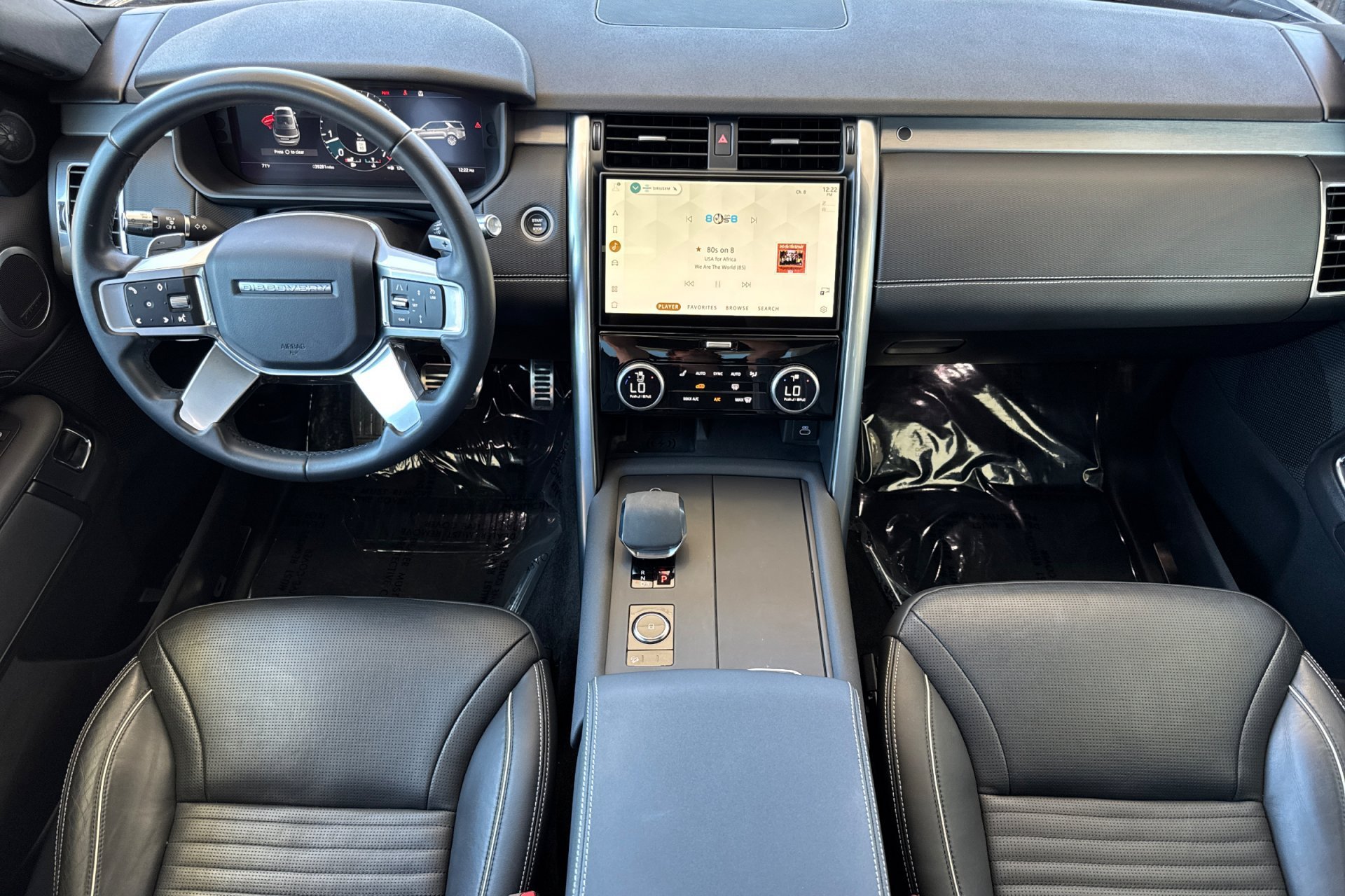 Used 2021 Portofino Blue Metallic Land Rover R-Dynamic S image 3
