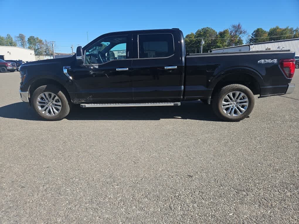 Used 2024 Agate Black Metallic Ford XLT image 3