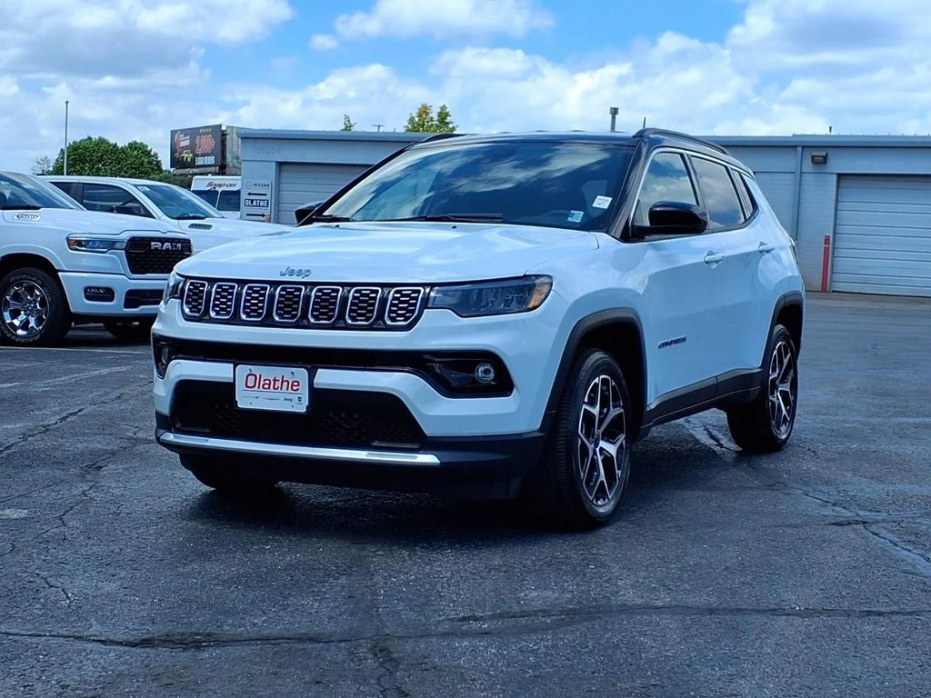 Used 2025 Jeep Compass Limited with VIN 3C4NJDCN7ST557589 for sale in Kansas City