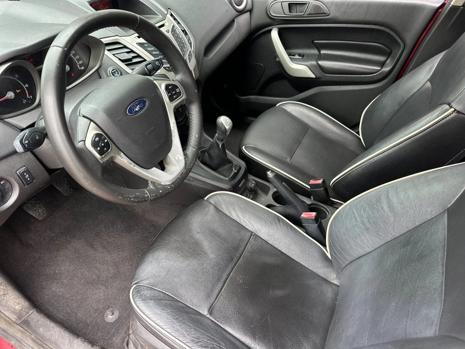 Used 2011 Red Candy Ford SES image 9