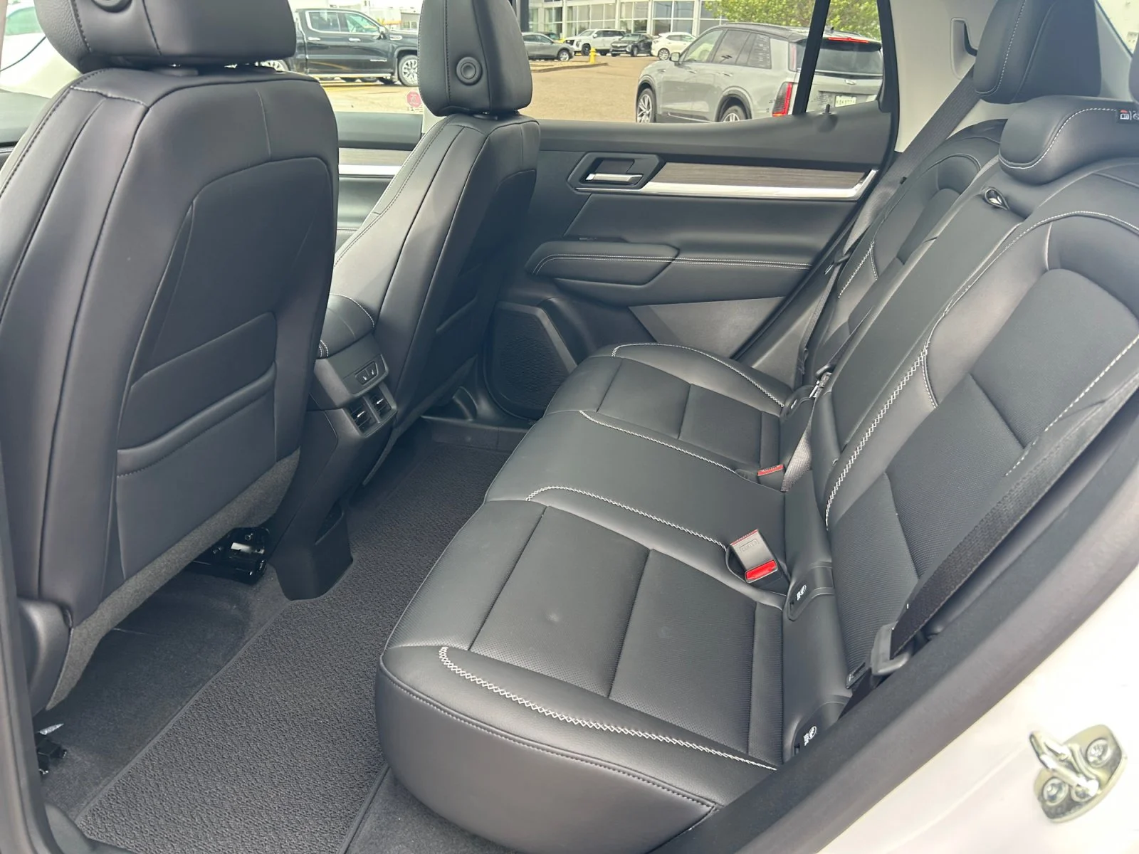 New 2027 Summit White GMC AWD Denali image 19