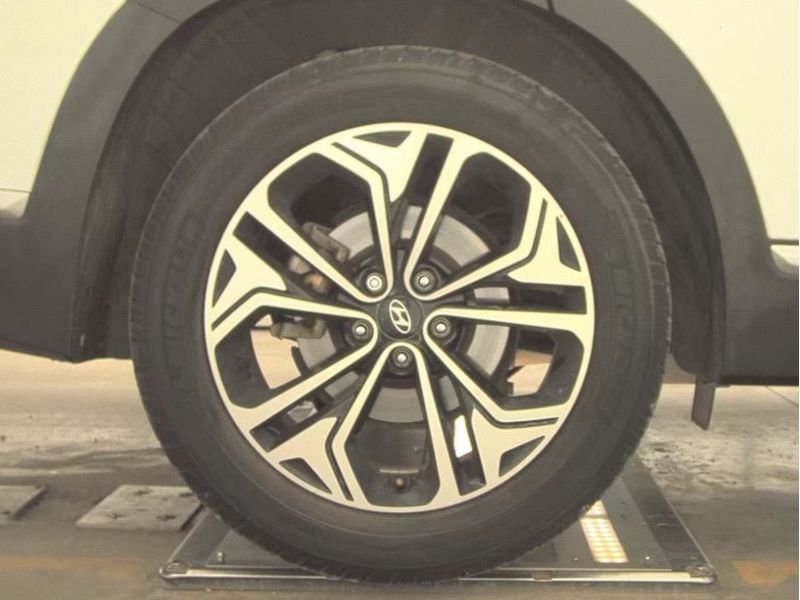 Used 2020 Quartz White Hyundai SEL image 13