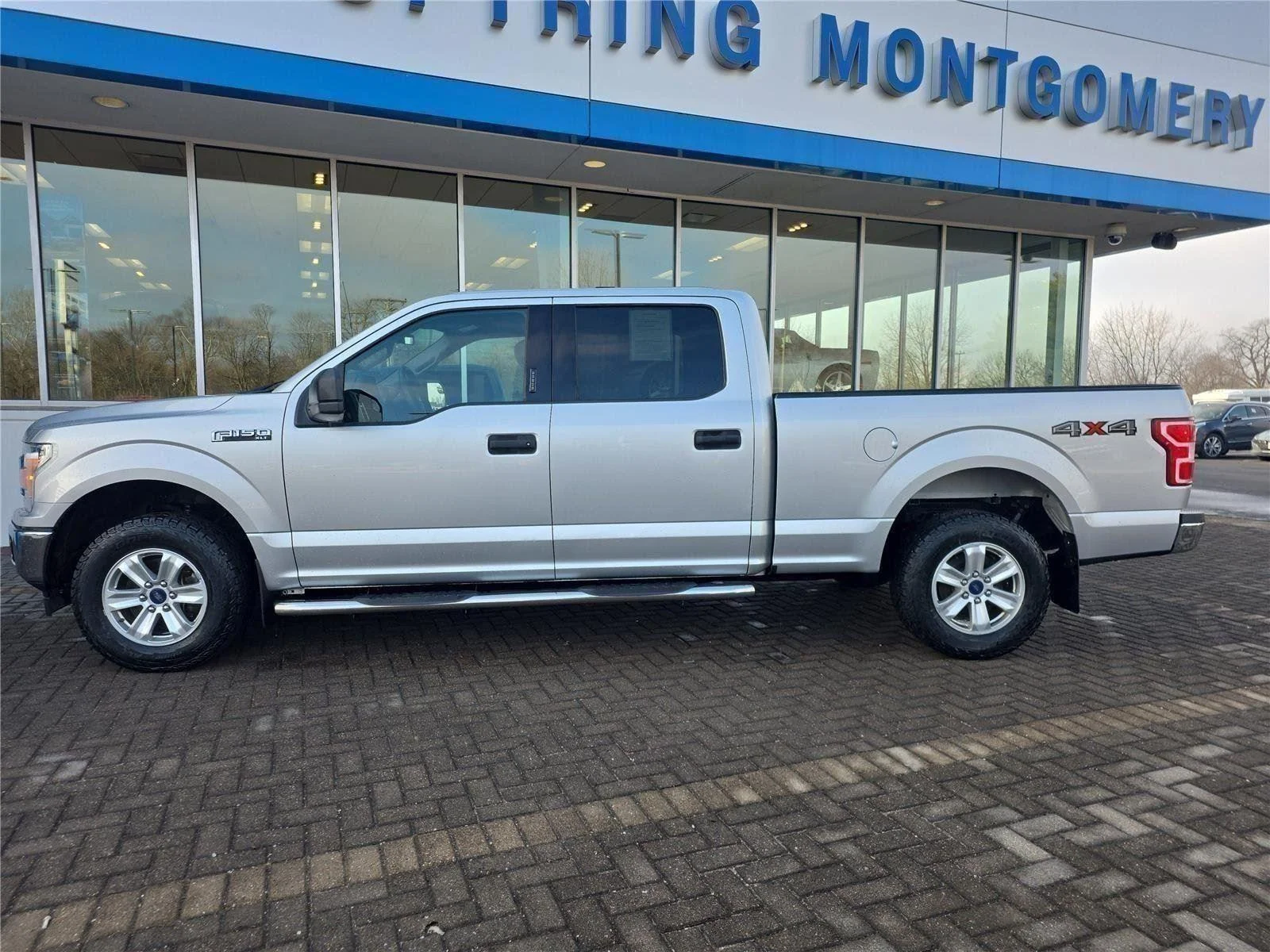 Used 2018 Ingot Silver Metallic Ford XLT image 2
