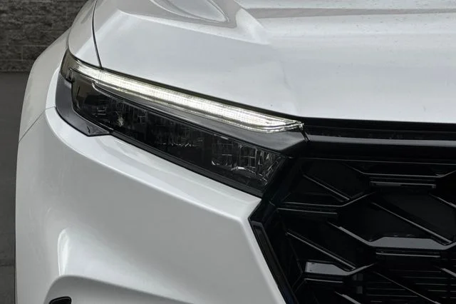 New 2026 Platinum White Pearl Honda AWD Sport Touring Hybrid image 28