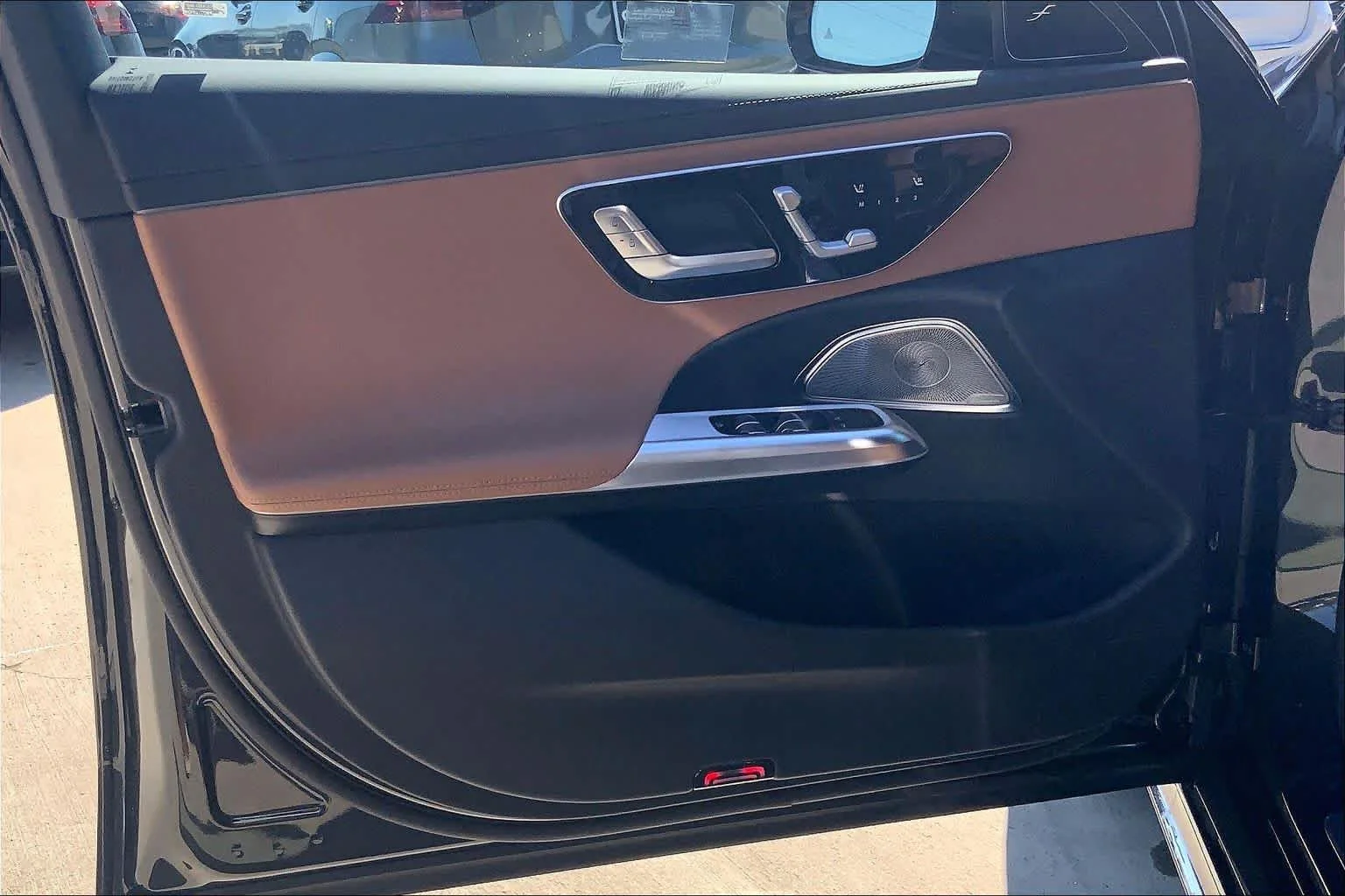 New 2026 Graphite Grey Metallic Mercedes-Benz E 350 image 10