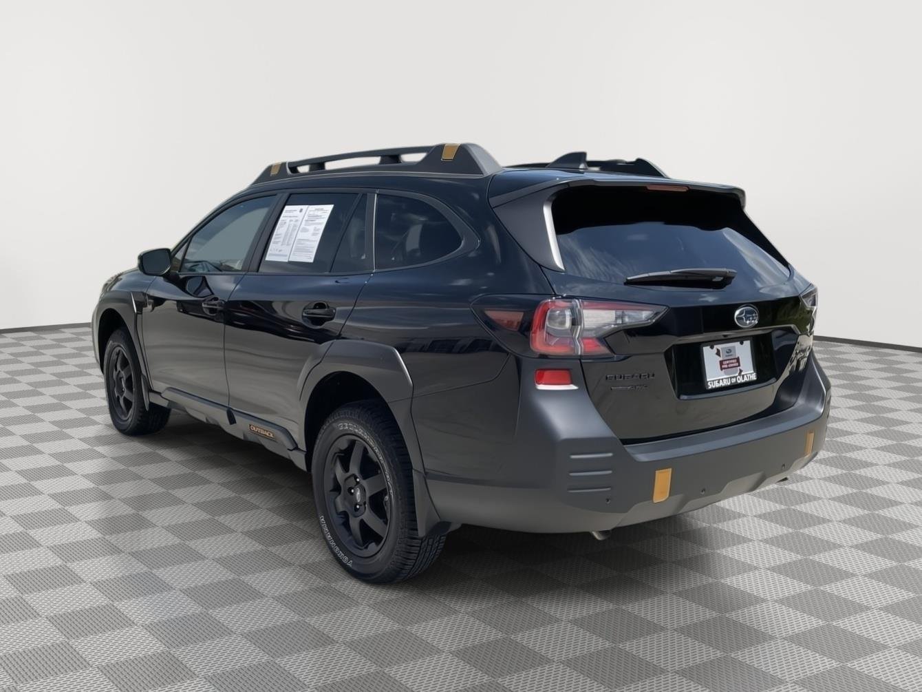 Used 2025 Crystal Black Silica Subaru Wilderness image 11