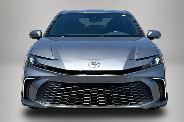 Used 2025 Gray Toyota SE image 3