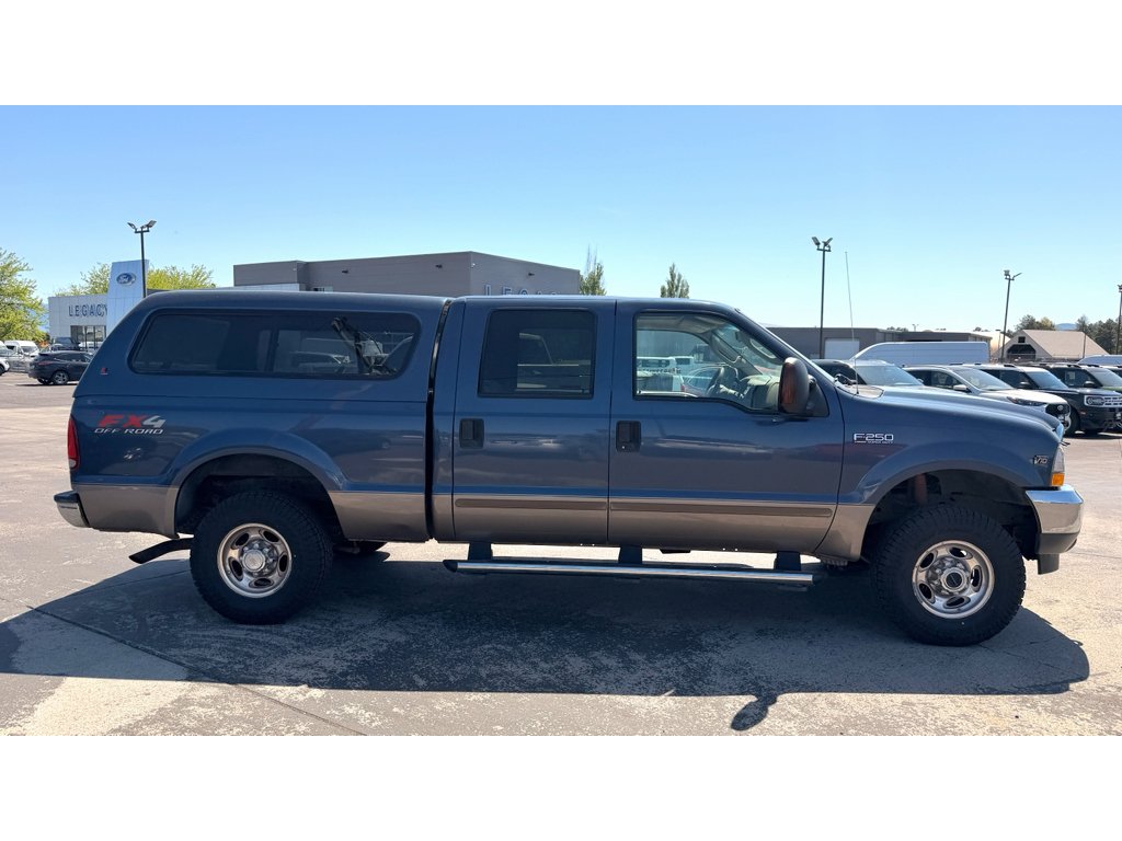 Used 2004 BLUE Ford  image 8