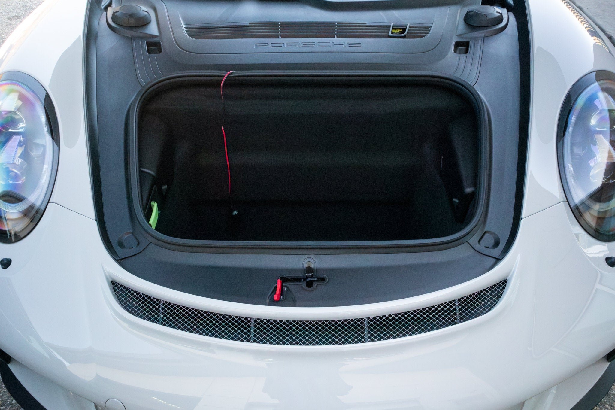 Used 2019 Chalk Porsche  image 10