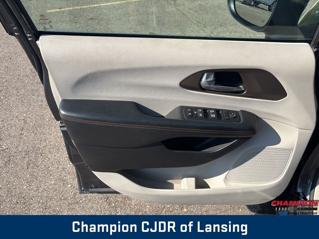 Used 2017 Gray Chrysler Touring image 14