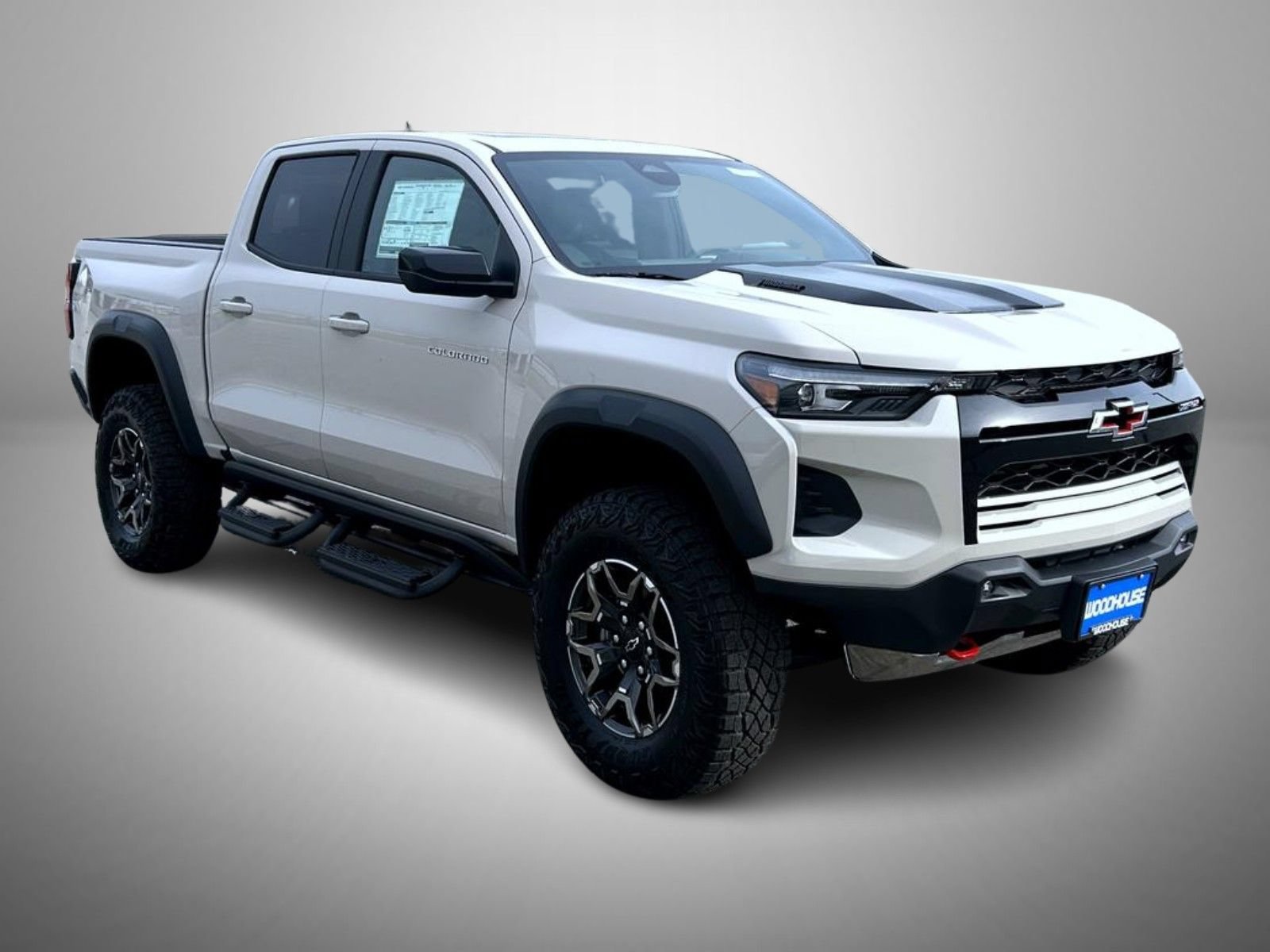 2026 Chevrolet Colorado ZR2 - Photo 3