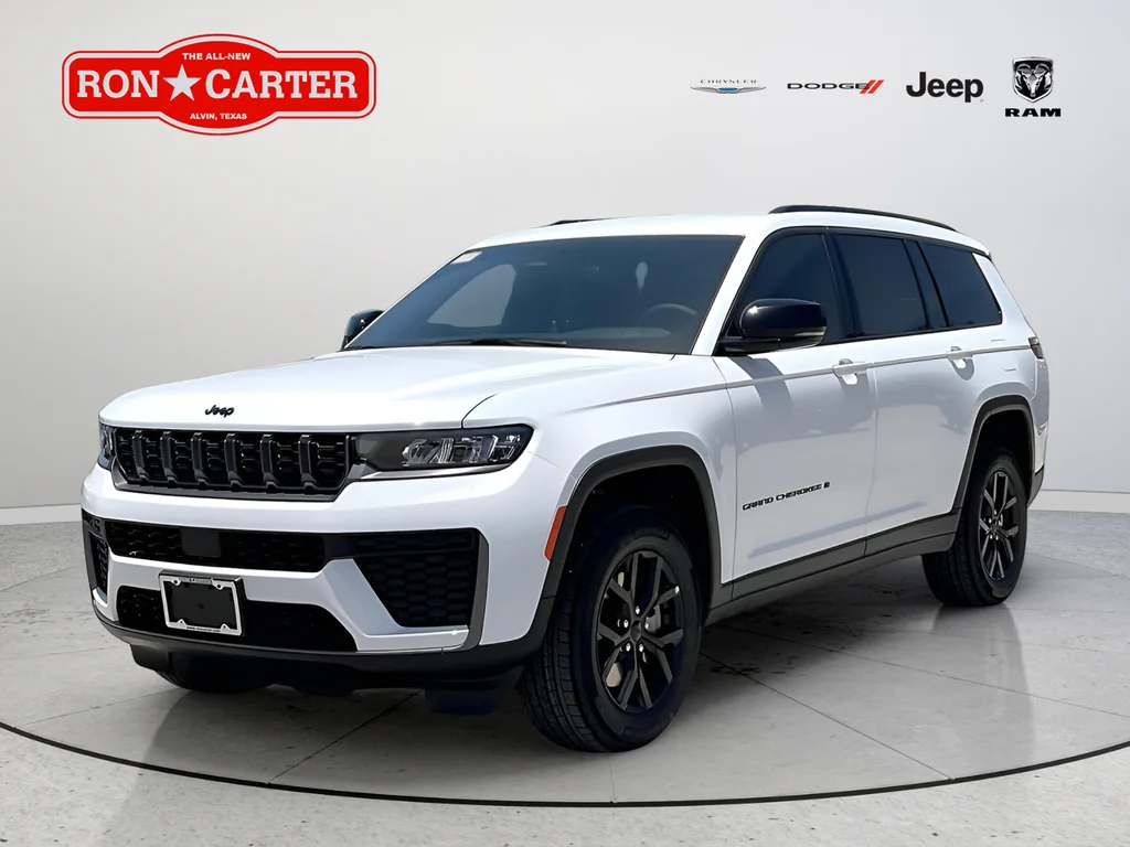 New 2026 Bright White Clearcoat Jeep Altitude image 3