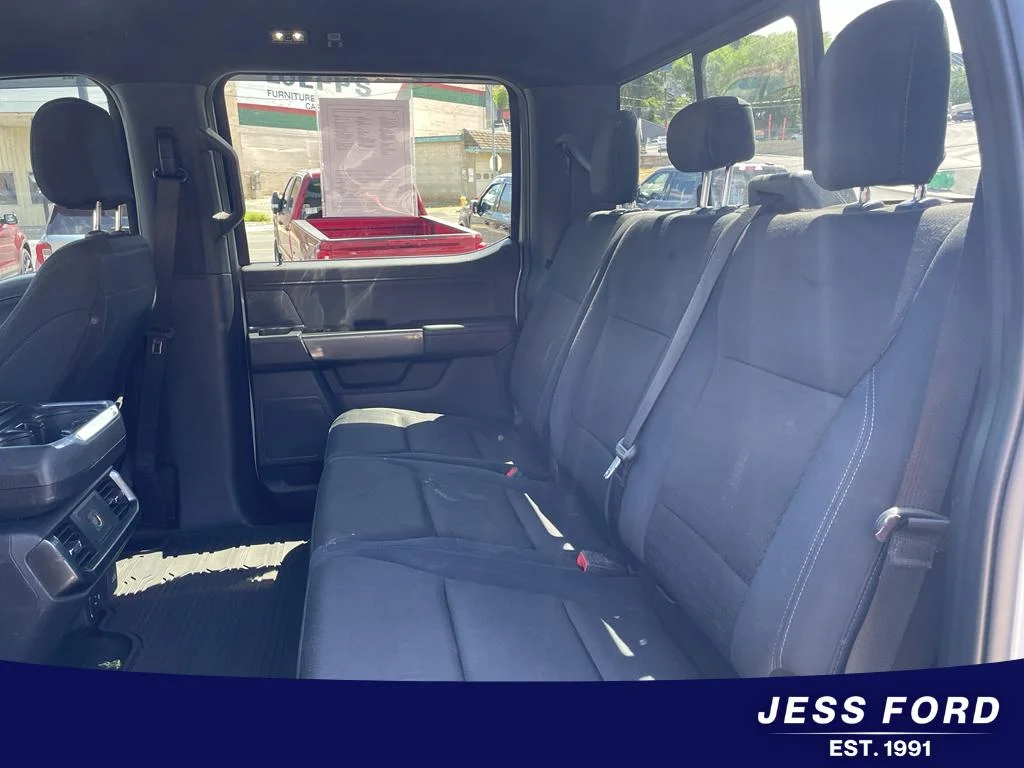 Used 2022 Space White Metallic Ford XLT image 18
