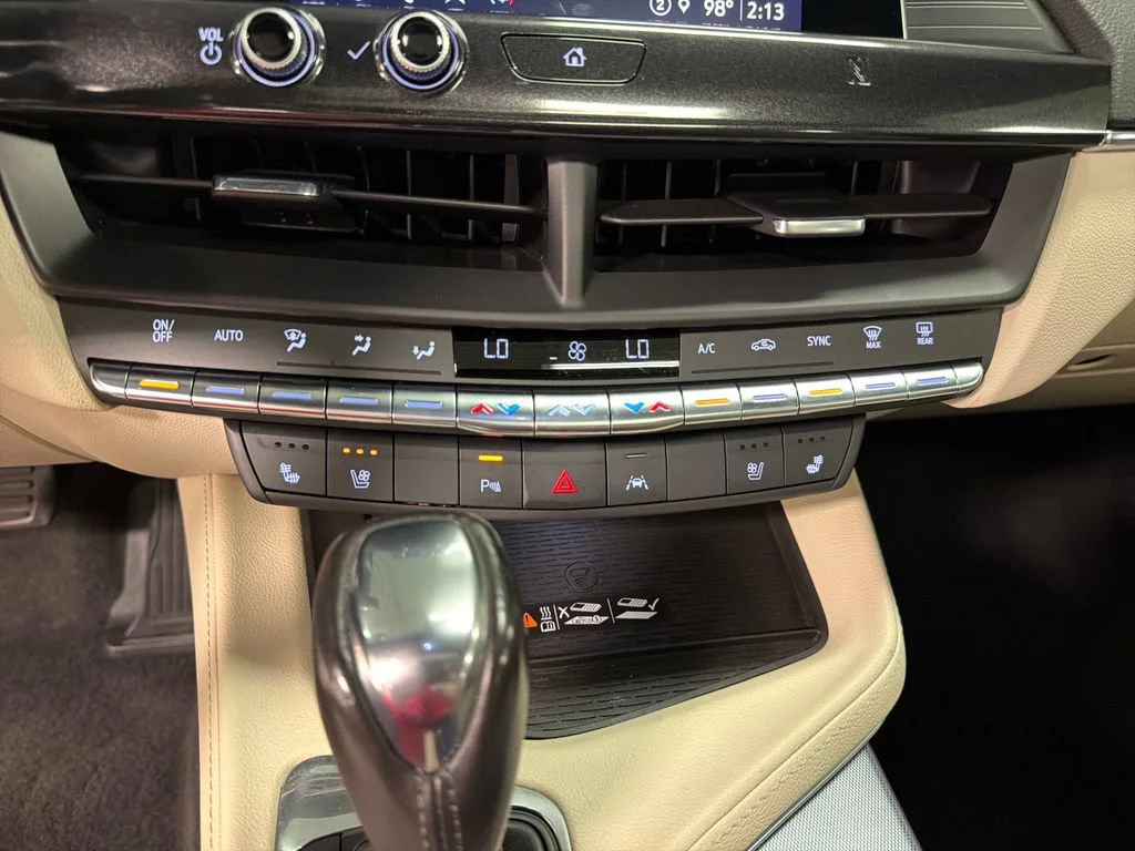 Used 2021 SATIN STEEL METALLIC Cadillac Premium Luxury image 35