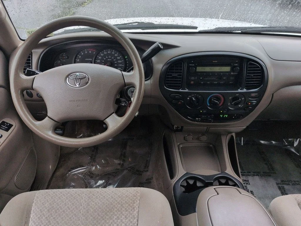 Used 2006 Natural White Toyota SR5 image 21