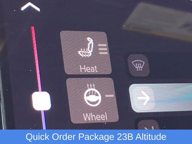 Used 2025 White Jeep Altitude image 5