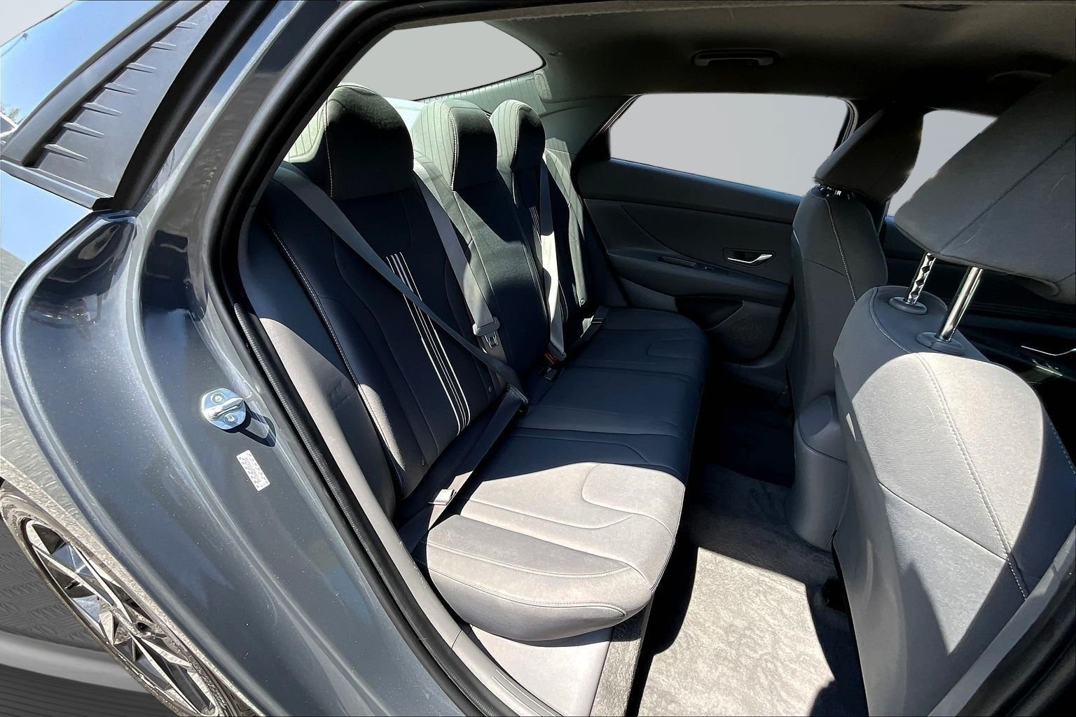 Used 2023 Gray Hyundai SEL image 21