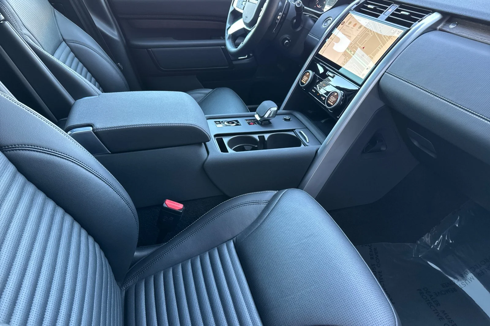 Certified Used 2025 Gray Land Rover Dynamic SE image 18