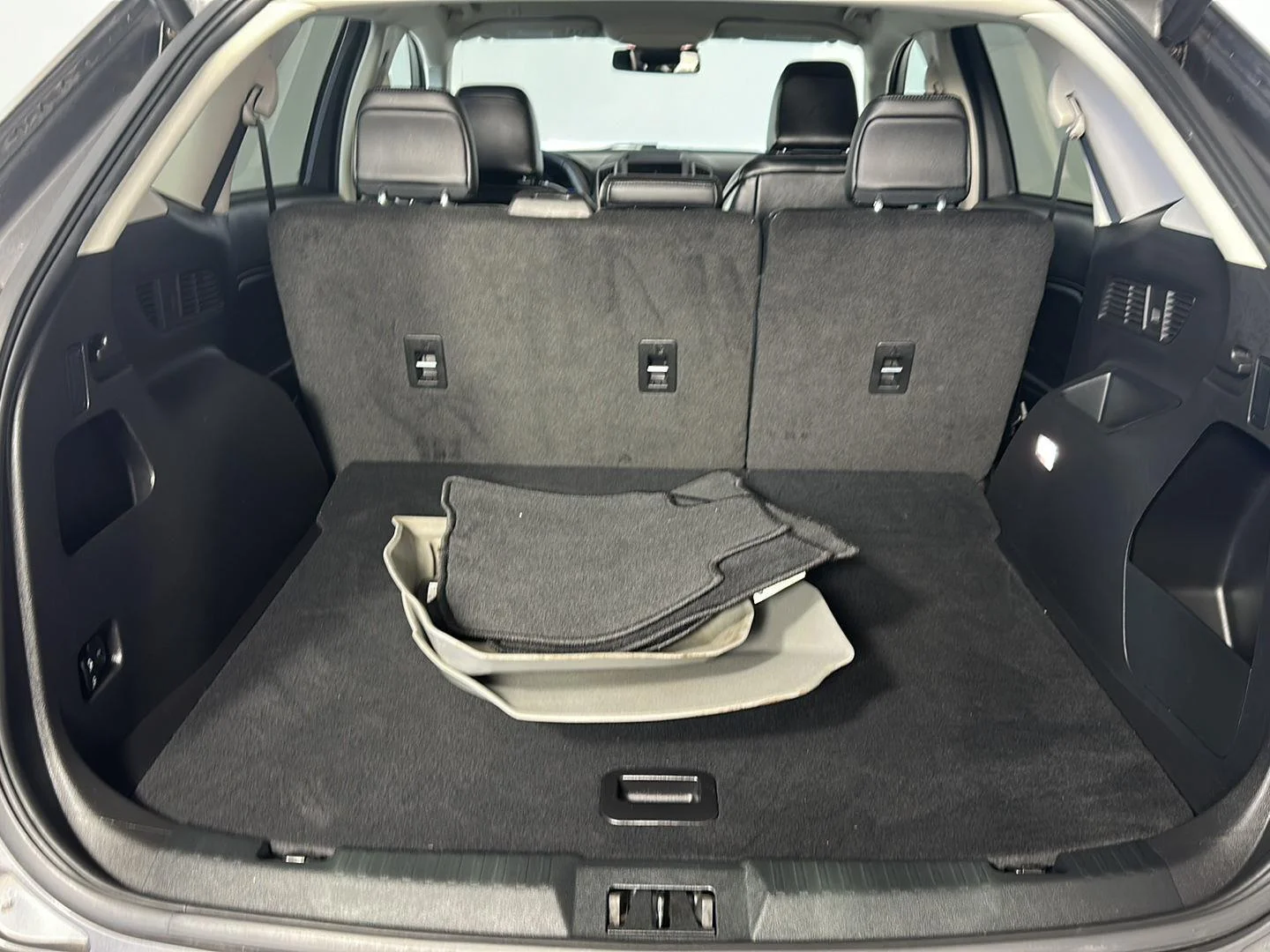 Used 2024 Carbonized Gray Ford SEL image 22