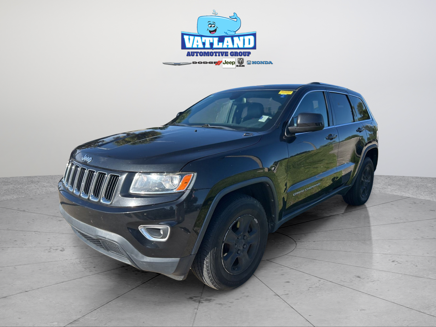 Certified Used 2016 Black Jeep Laredo image 1
