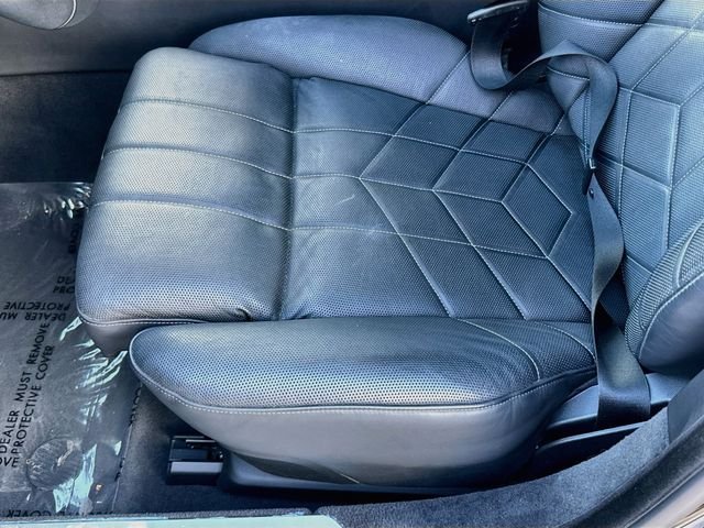 Certified Used 2024 Gray BMW xDrive60 image 20