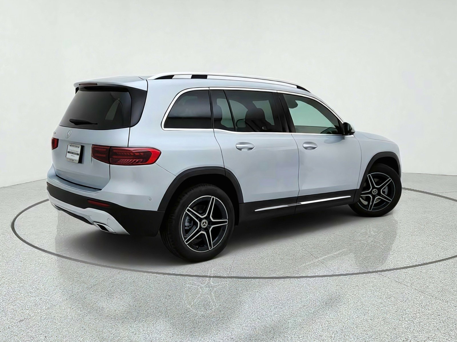 New 2026 Cirrus Silver Metallic Mercedes-Benz GLB 250 SUV image 8