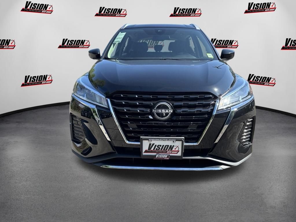 Used 2023 Black Nissan SV image 8