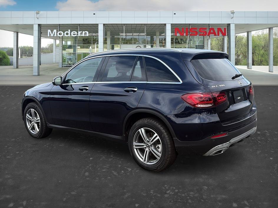 Used 2022 Lunar Blue Metallic Mercedes-Benz GLC 300 image 3
