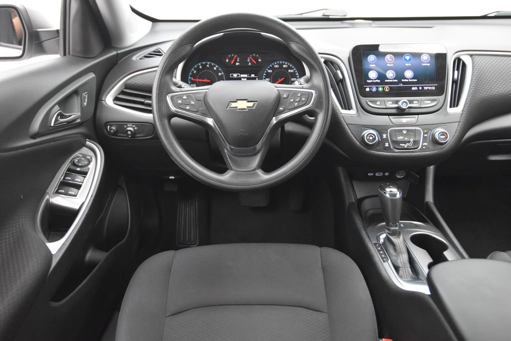 Used 2019 Summit White Chevrolet LS image 26