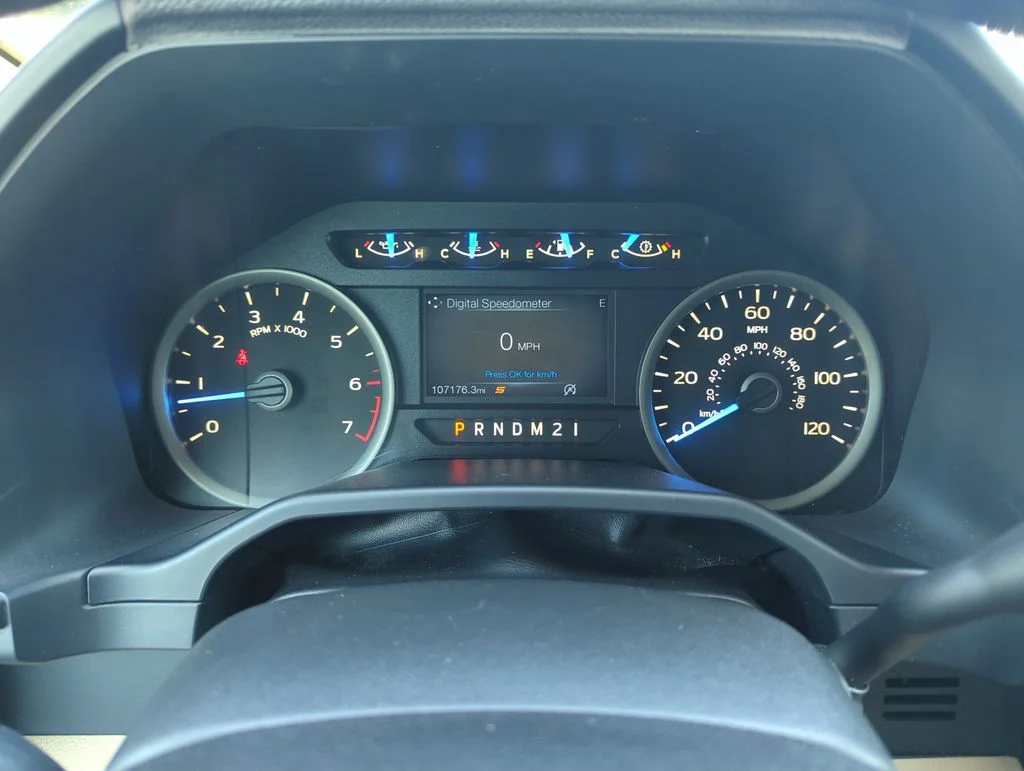Used 2015  Ford XLT image 37
