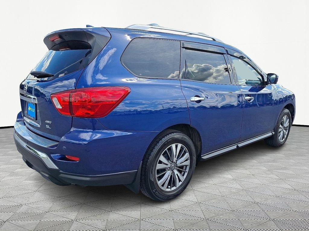 Used 2020 Blue Nissan SL image 7