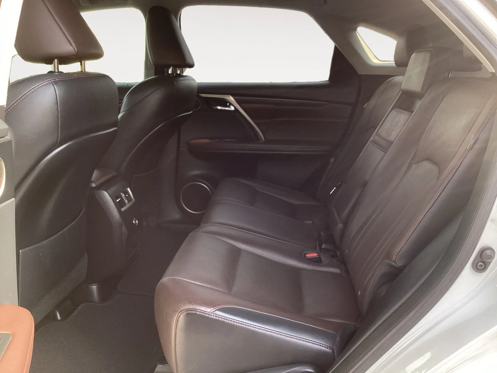Used 2019 White Pearl Lexus 350 image 27