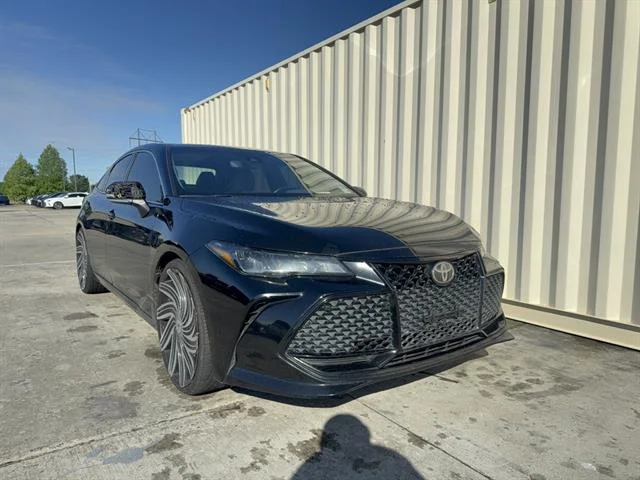 2019 Toyota Avalon XSE