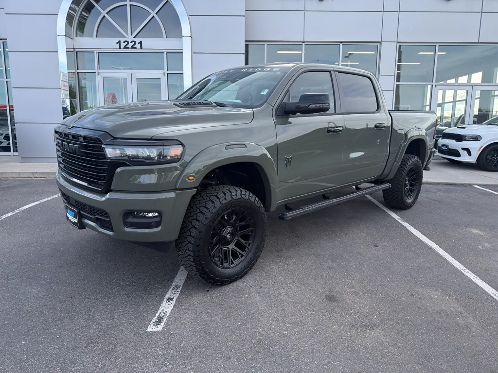 2026 RAM 1500 Laramie 4x4 Crew Cab 5'7's photo