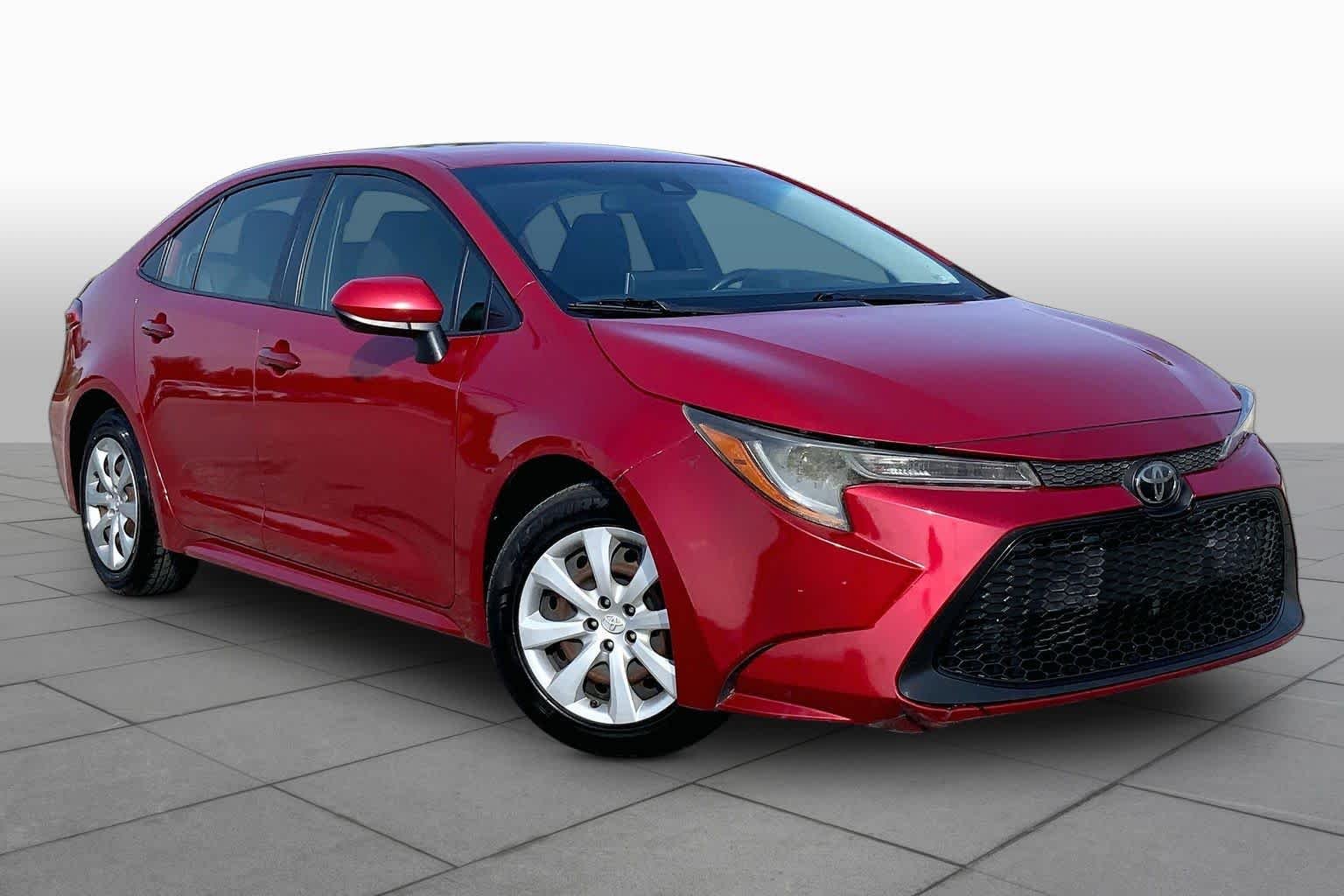 Used 2020 Barcelona Red Metallic Toyota LE image 3