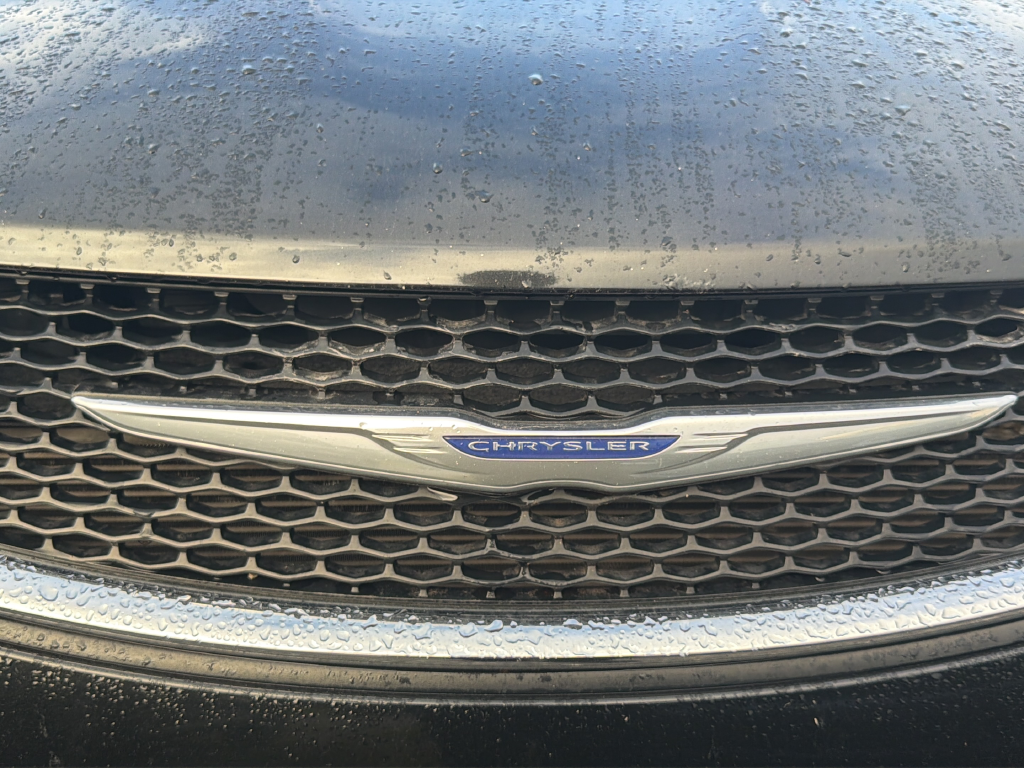 Used 2024 Silver Chrysler Touring L image 15
