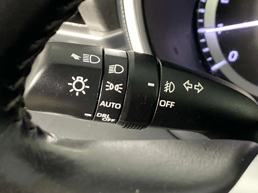 Used 2024 Silver Toyota XLE image 20